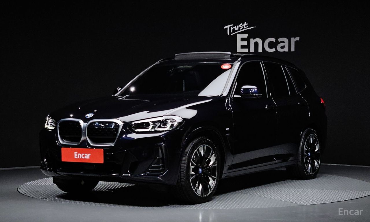 BMW iX3