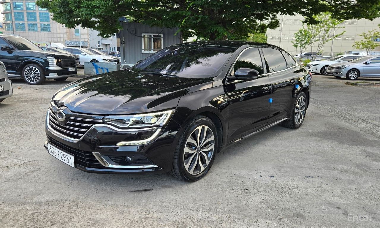 Renault SM6