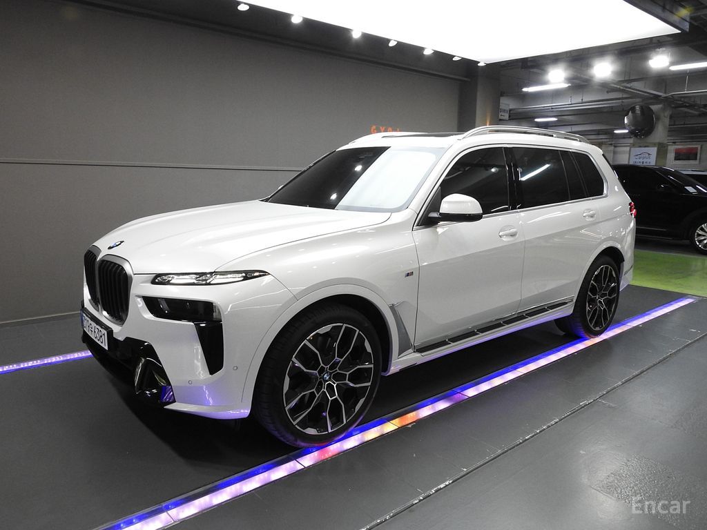 BMW X7