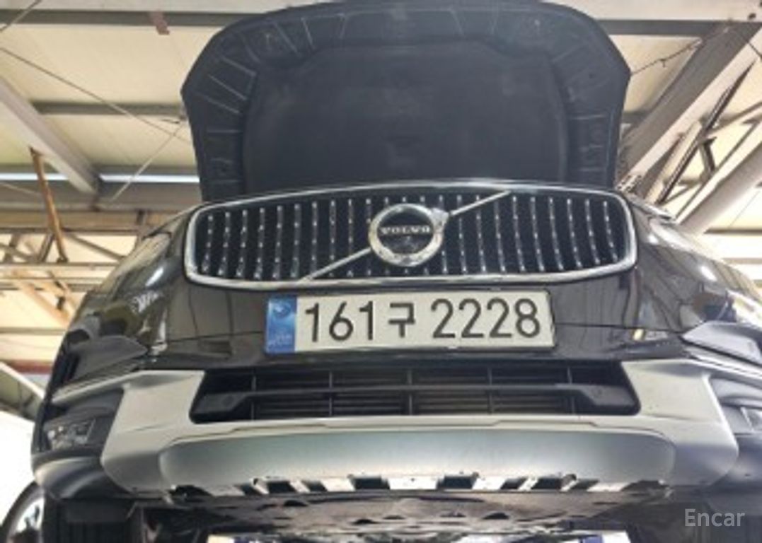 Volvo V90