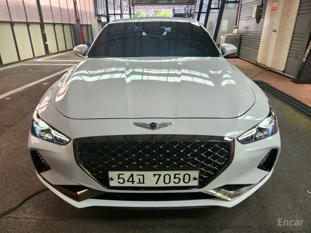 Genesis G70