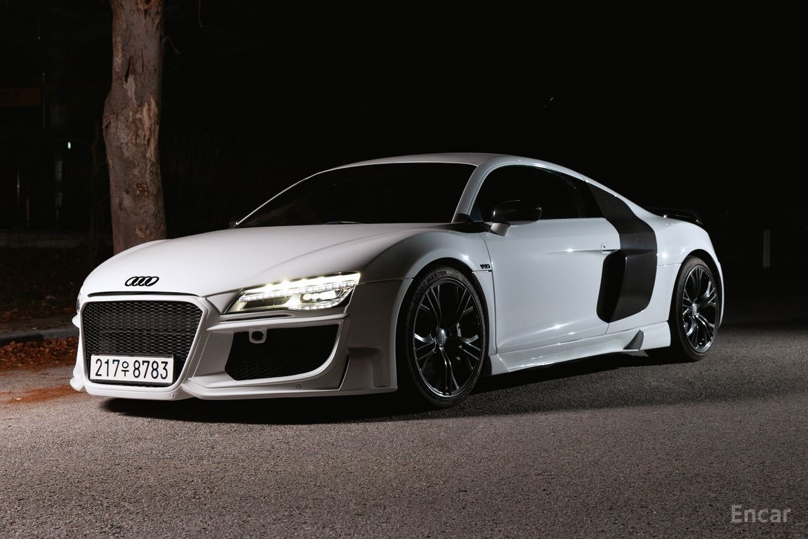 Audi R8
