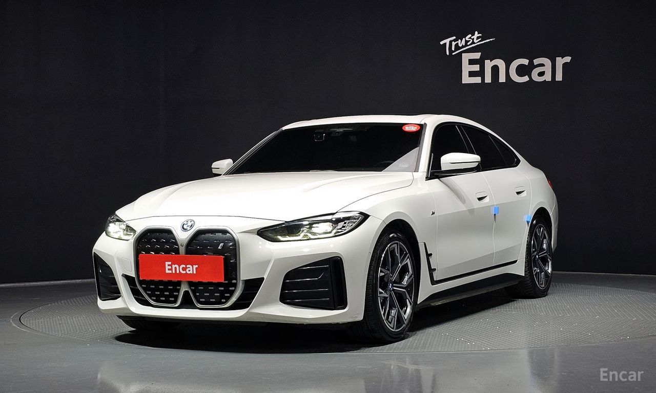 BMW i4