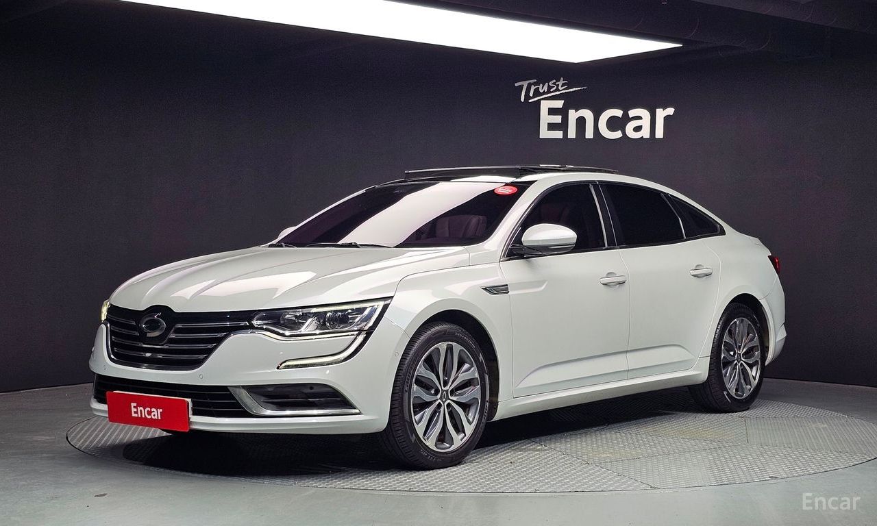 Renault SM6