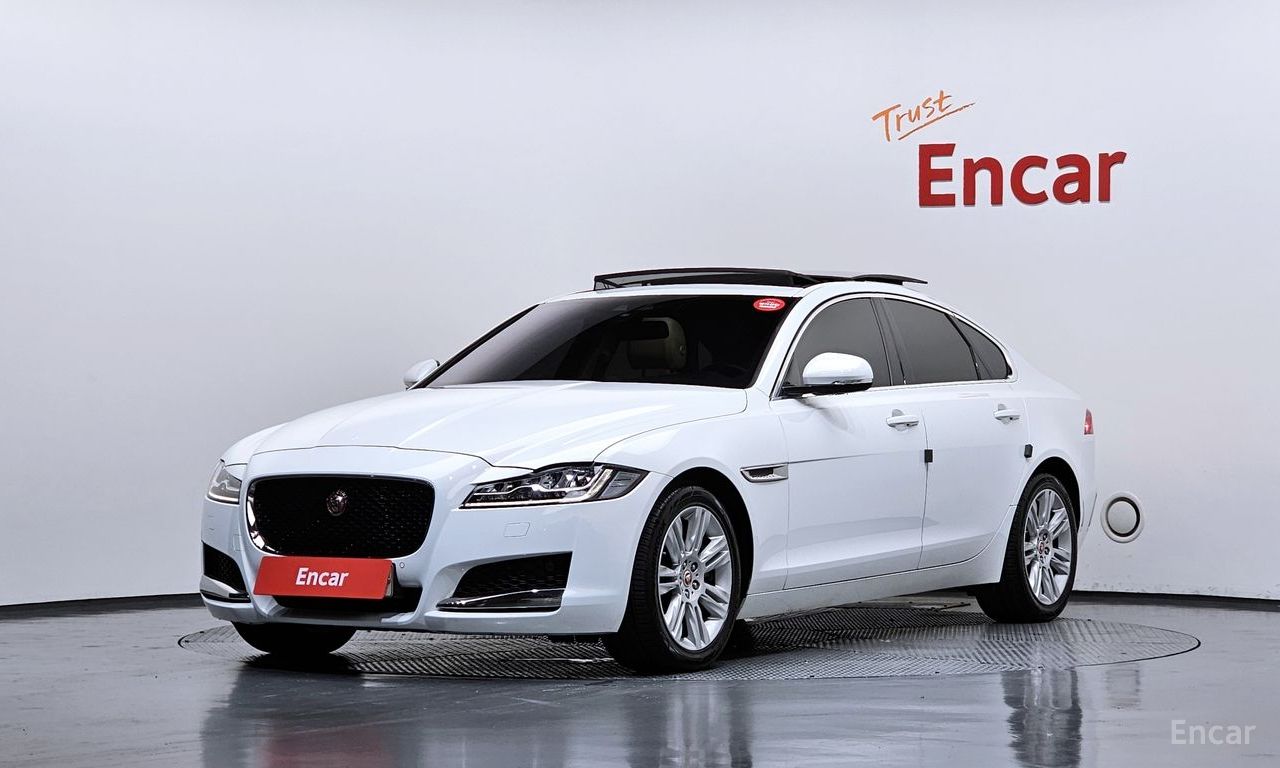 Jaguar XF