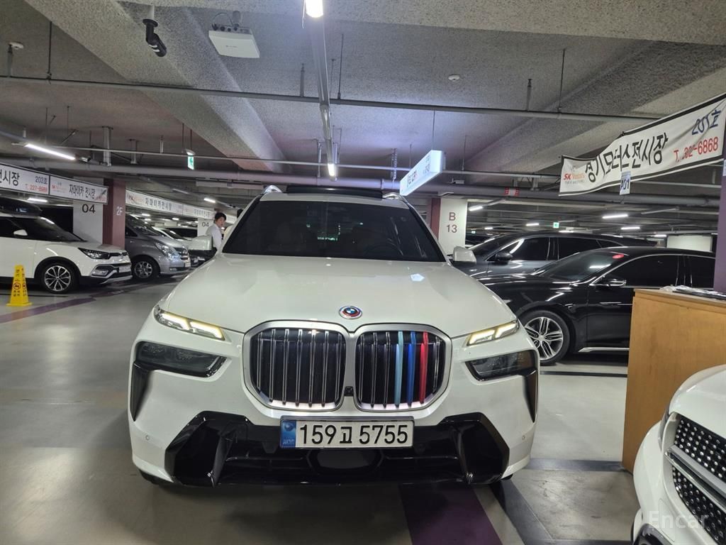 BMW X7