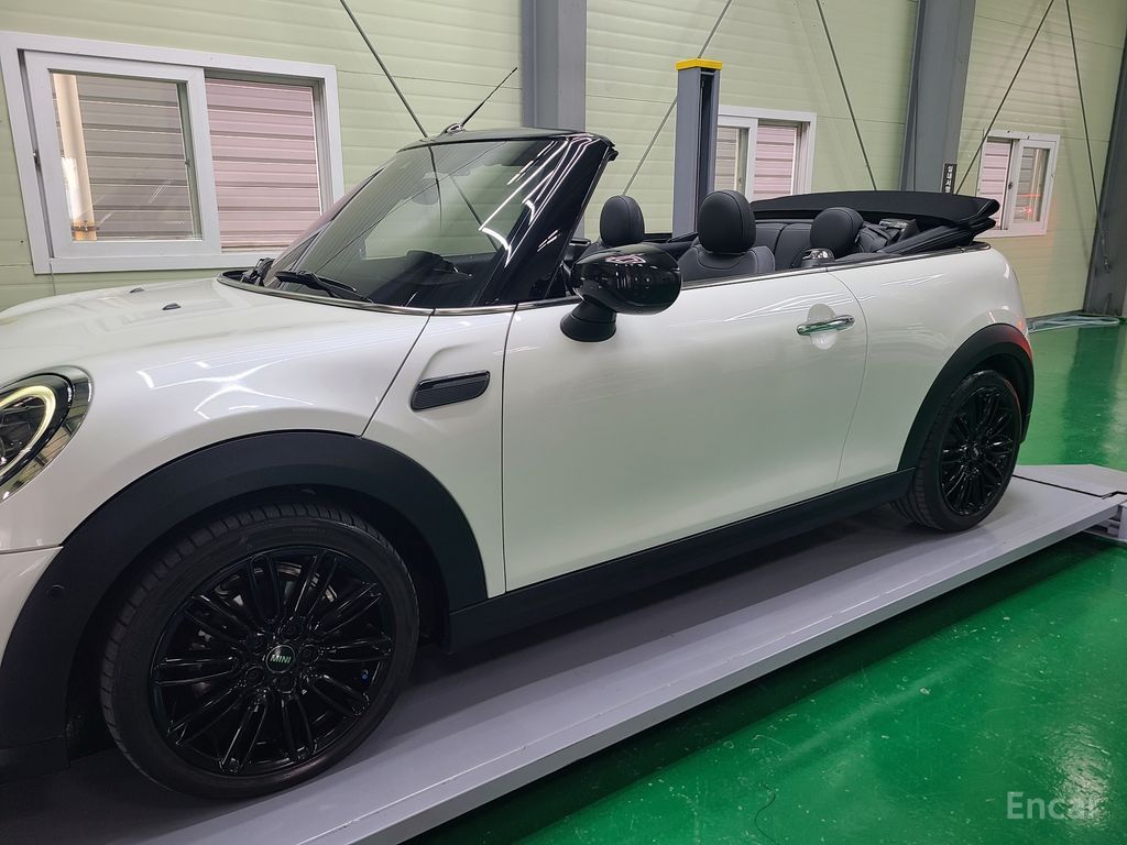 Mini Cooper convertible