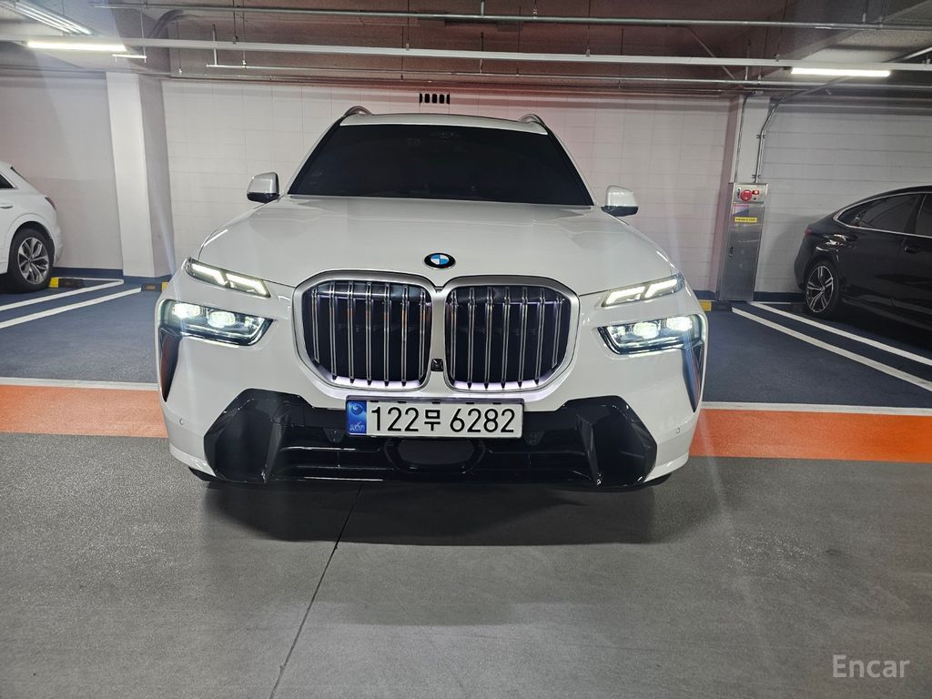 BMW X7