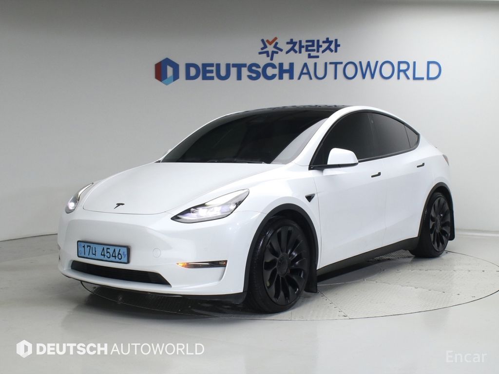 Tesla Model Y