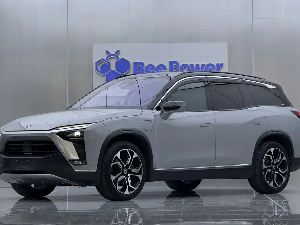 NIO ES8