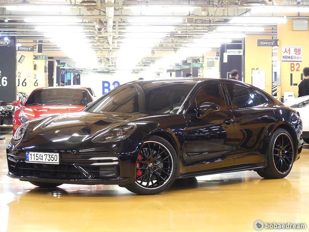 Porsche Panamera