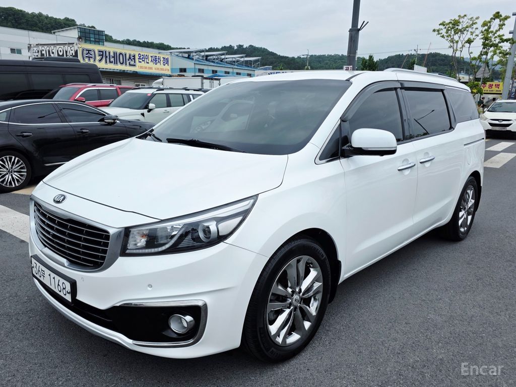 Kia Carnival
