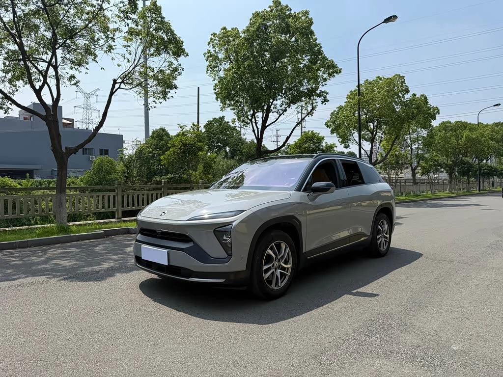 NIO ES6