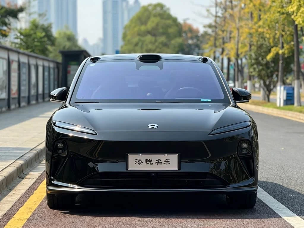 NIO ET5T