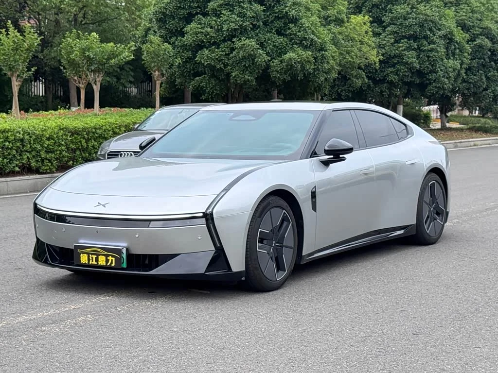 Xpeng P7