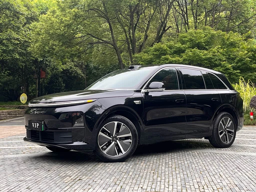 Li Auto L6