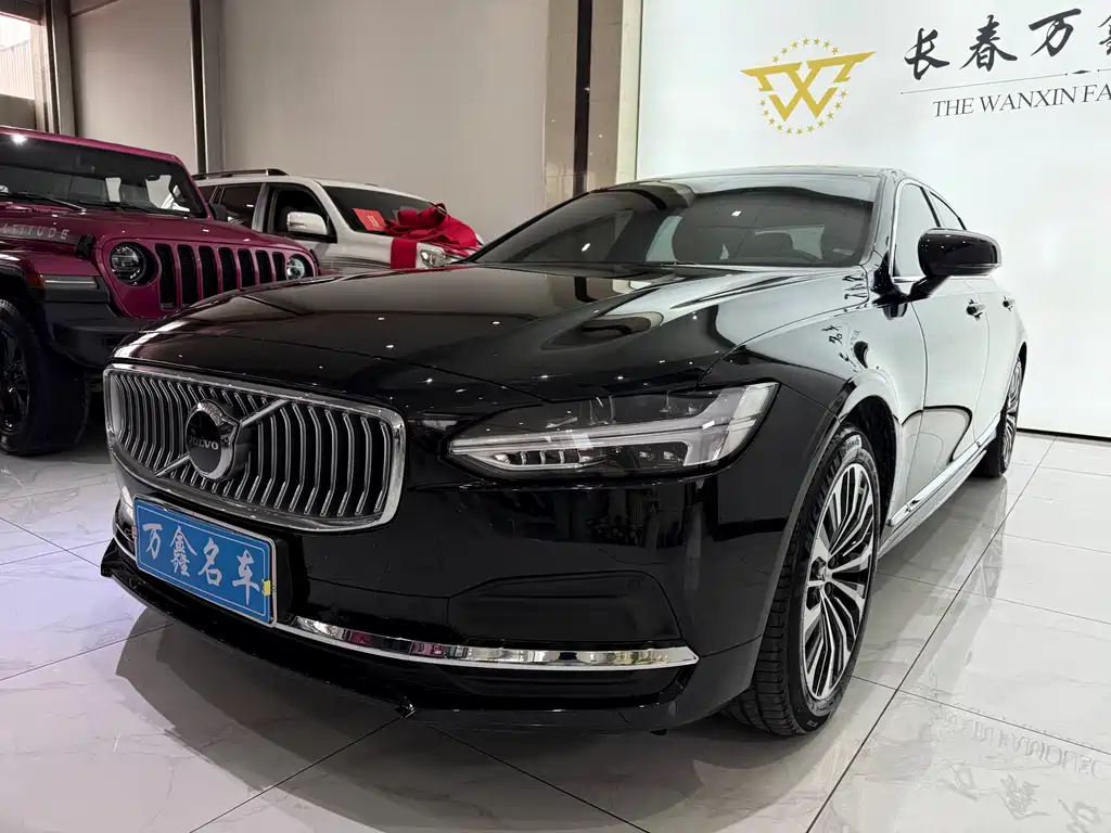Volvo S90