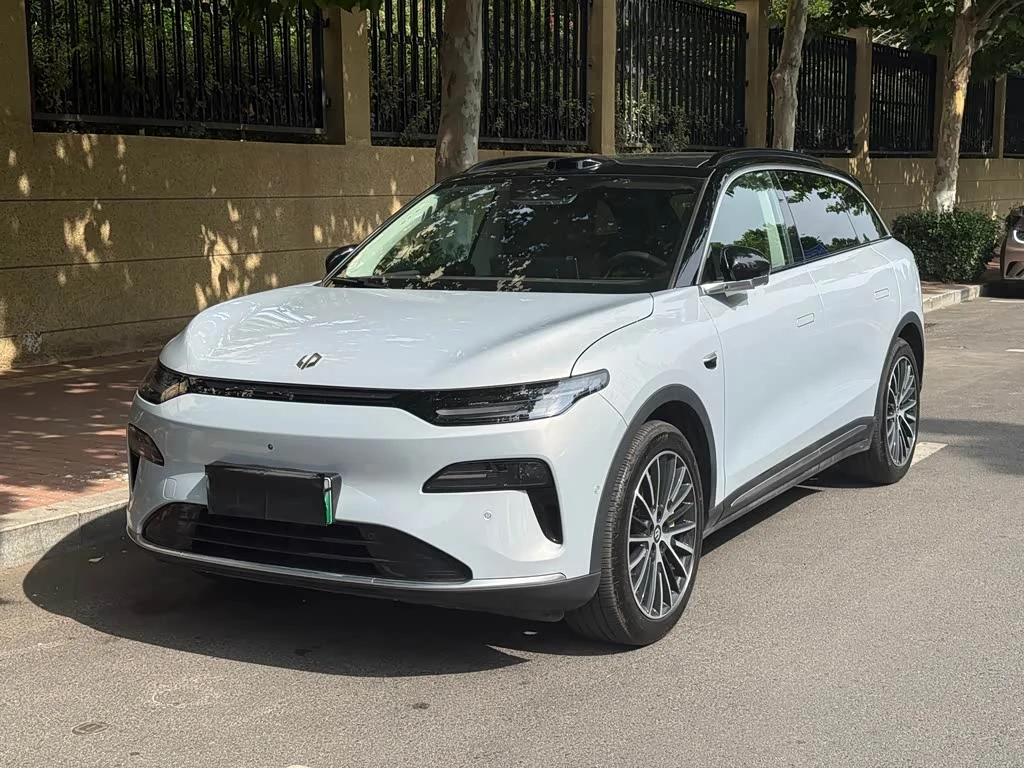 Leapmotor C11