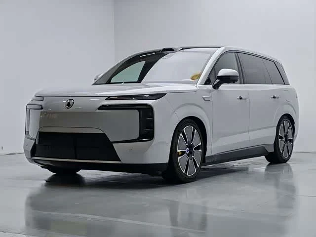 Denza N8L