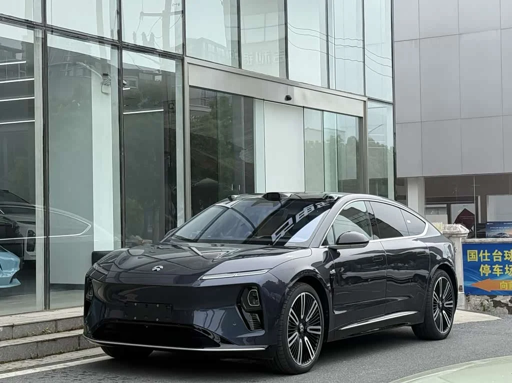 NIO ET9