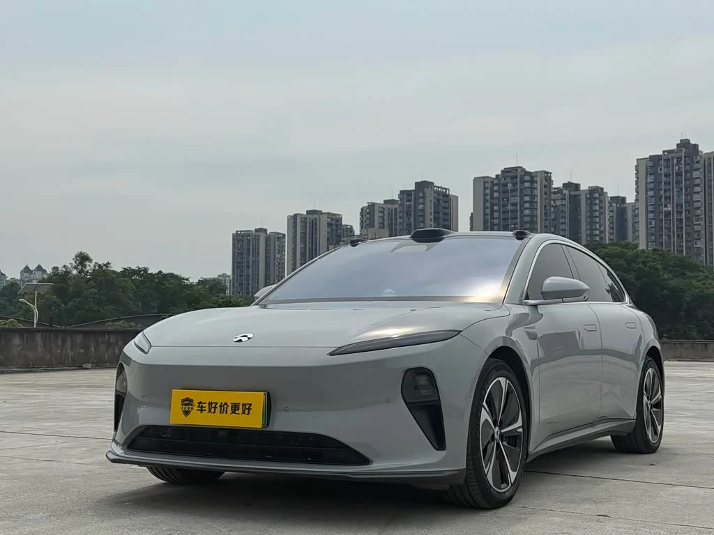 NIO ET5T
