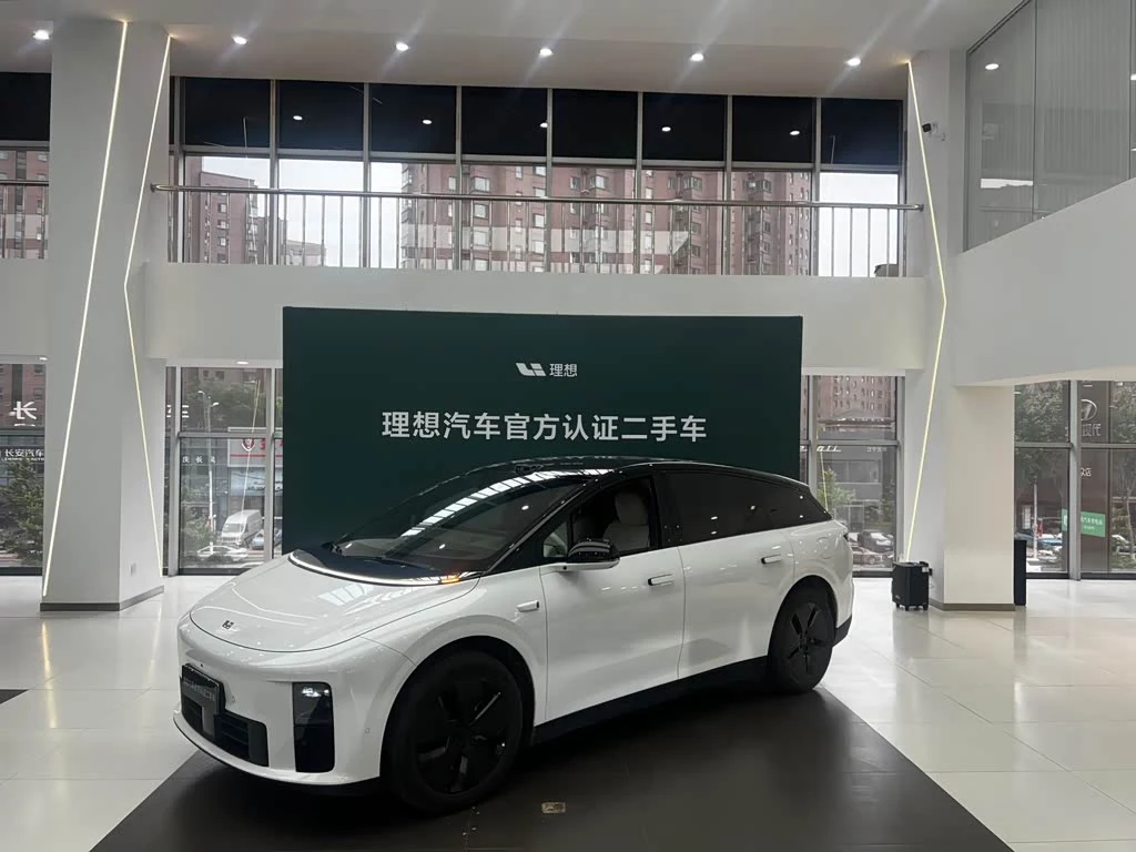 Li Auto i6