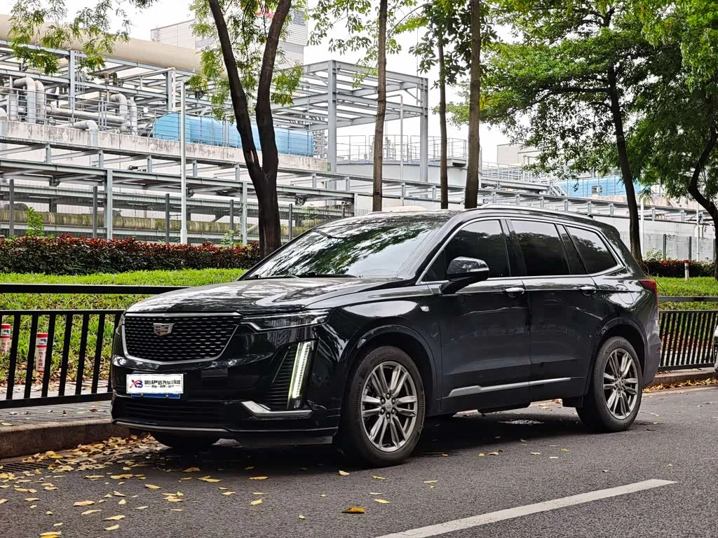 Cadillac XT6