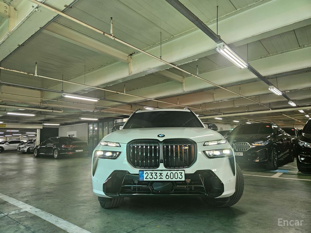 BMW X7