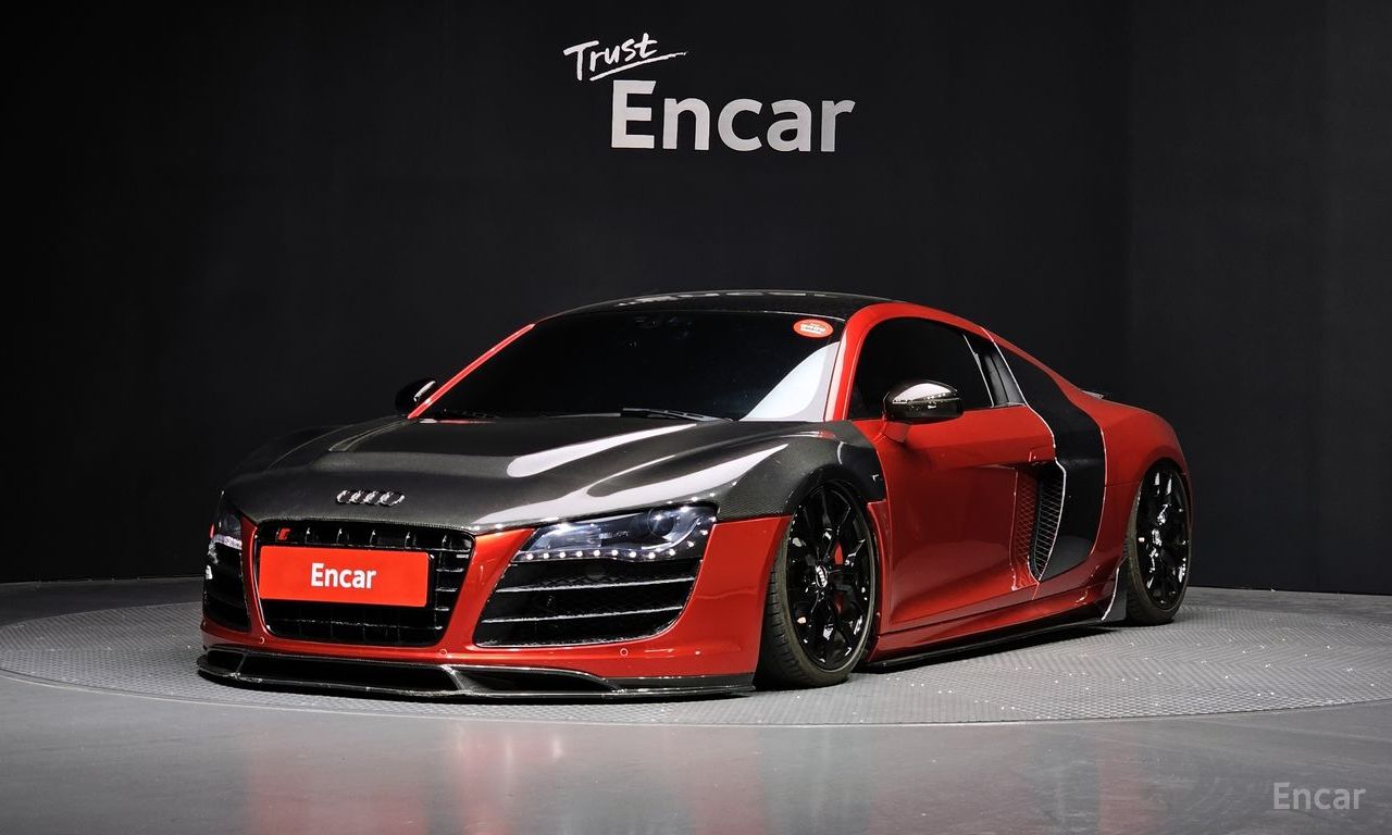 Audi R8