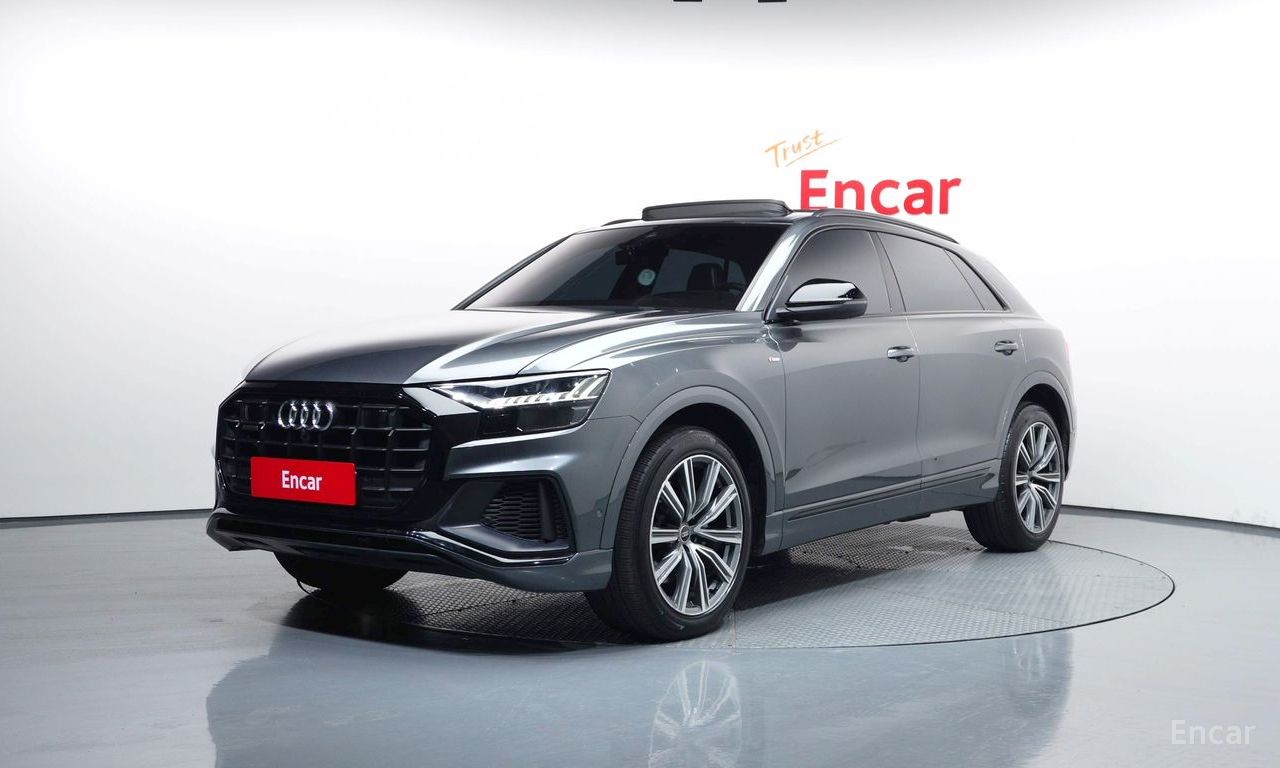 Audi Q8