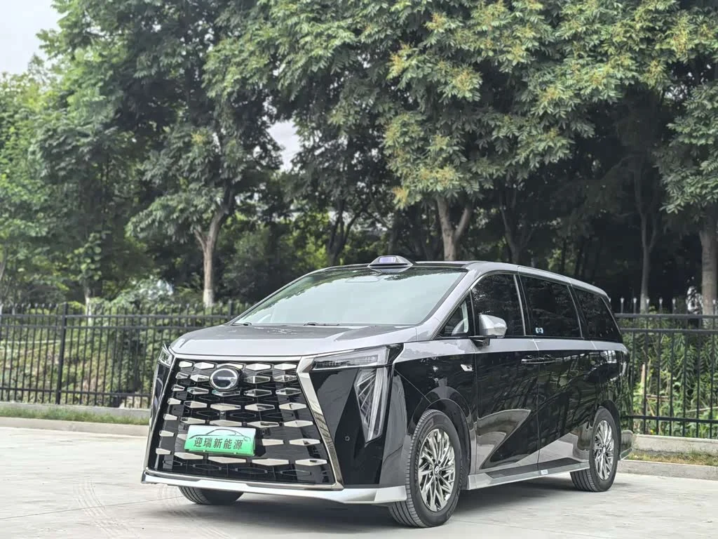 GAC M8