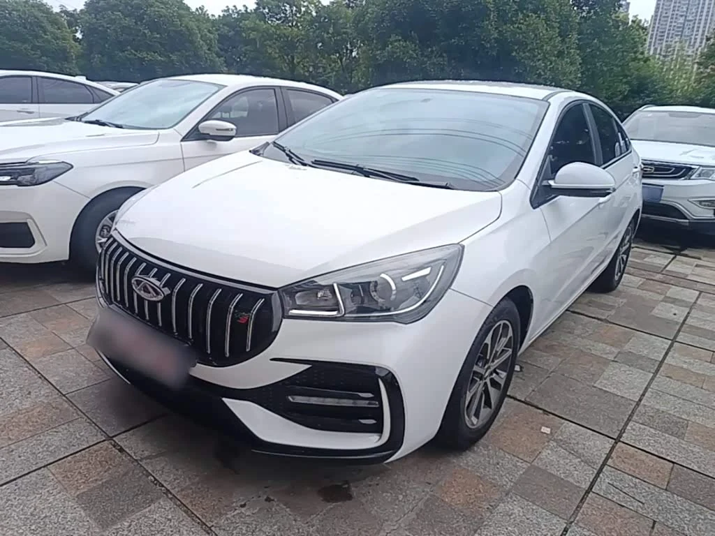Chery Arrizo 5