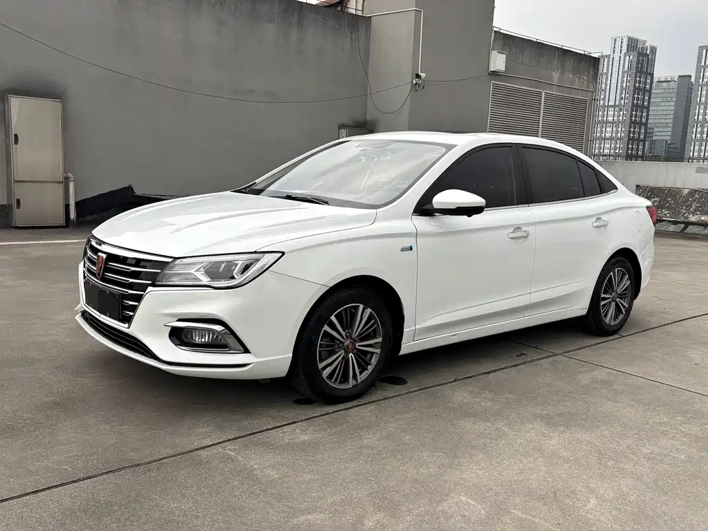 Roewe i5