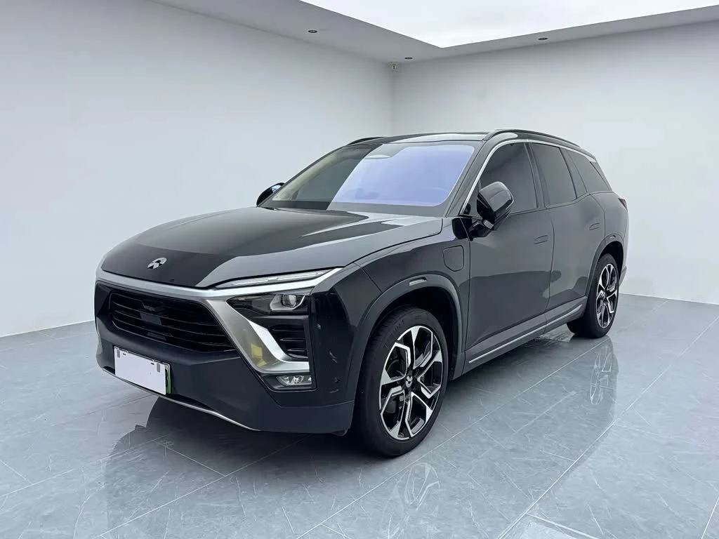 NIO ES8
