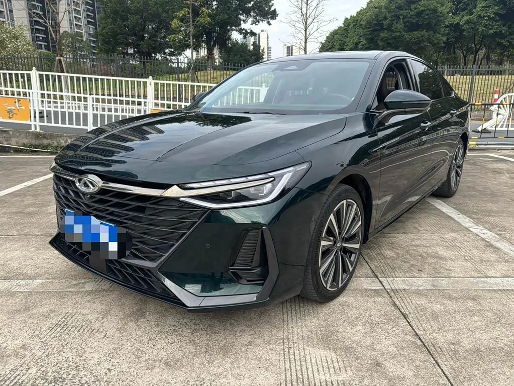Chery Arrizo 8