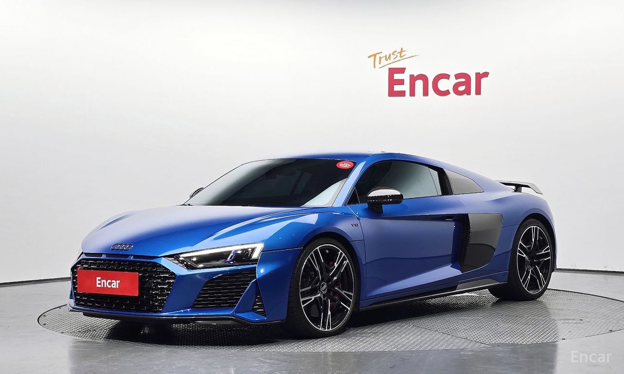Audi R8