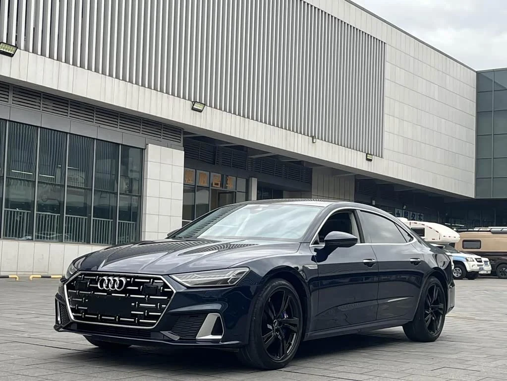 Audi A7L
