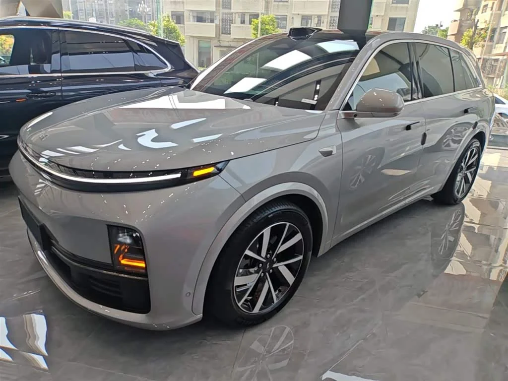 Li Auto L7