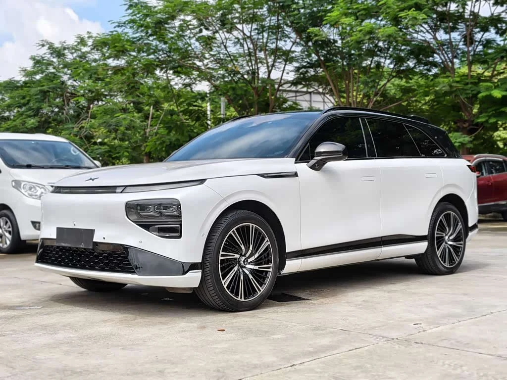 Xpeng G9