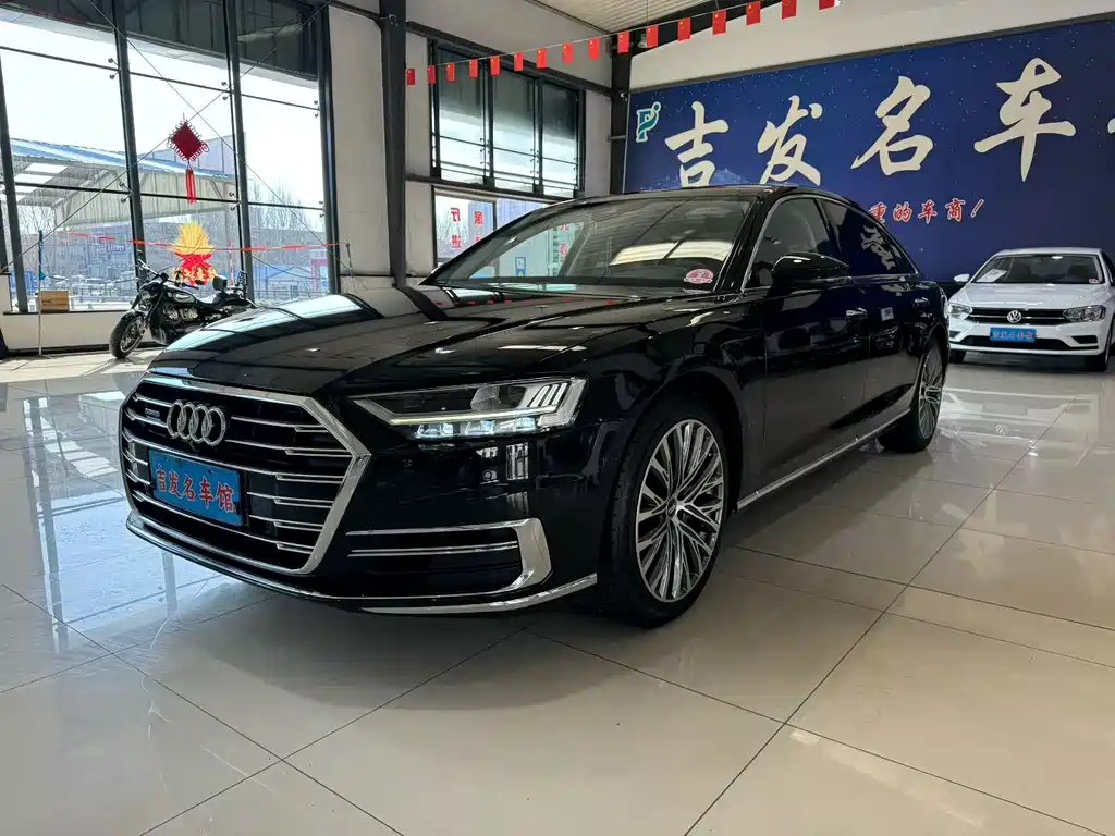 Audi A8