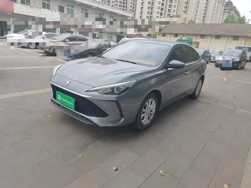 Roewe i5
