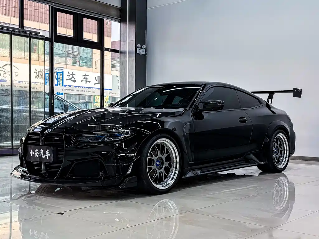BMW M4