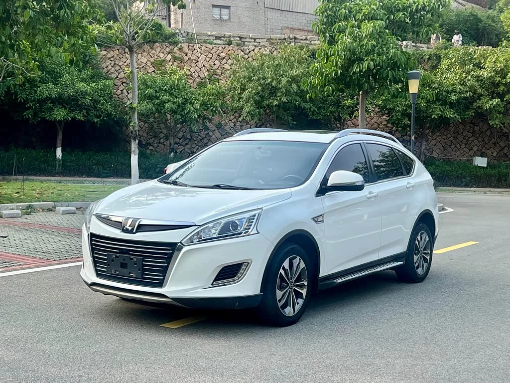 Luxgen 6 SUV