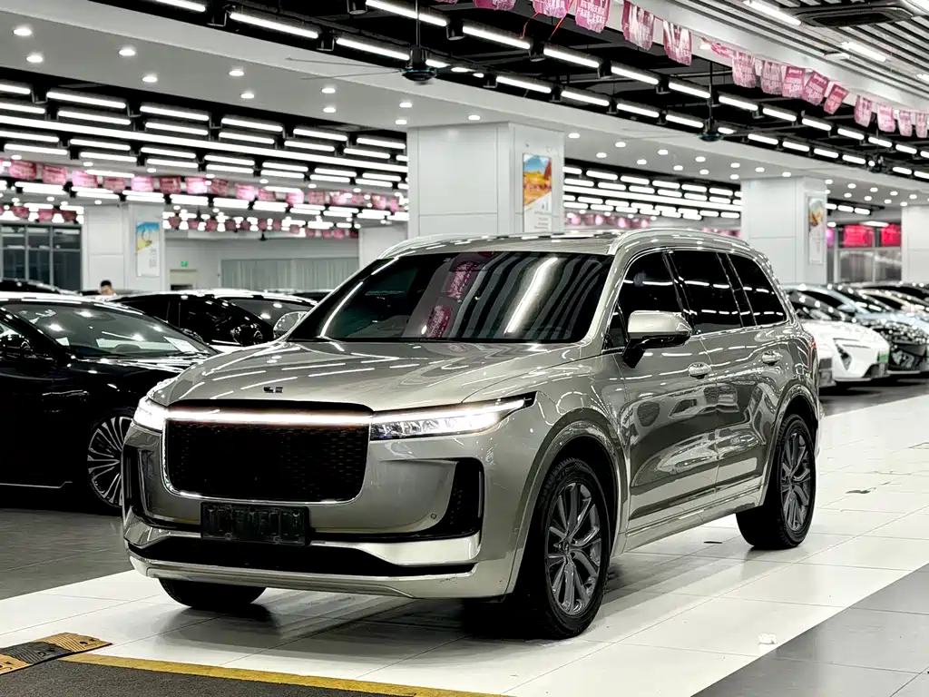 Li Auto ONE