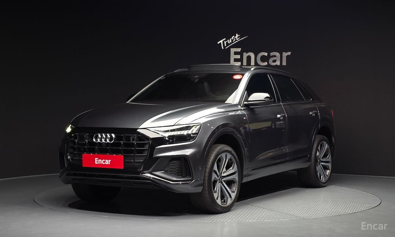 Audi Q8