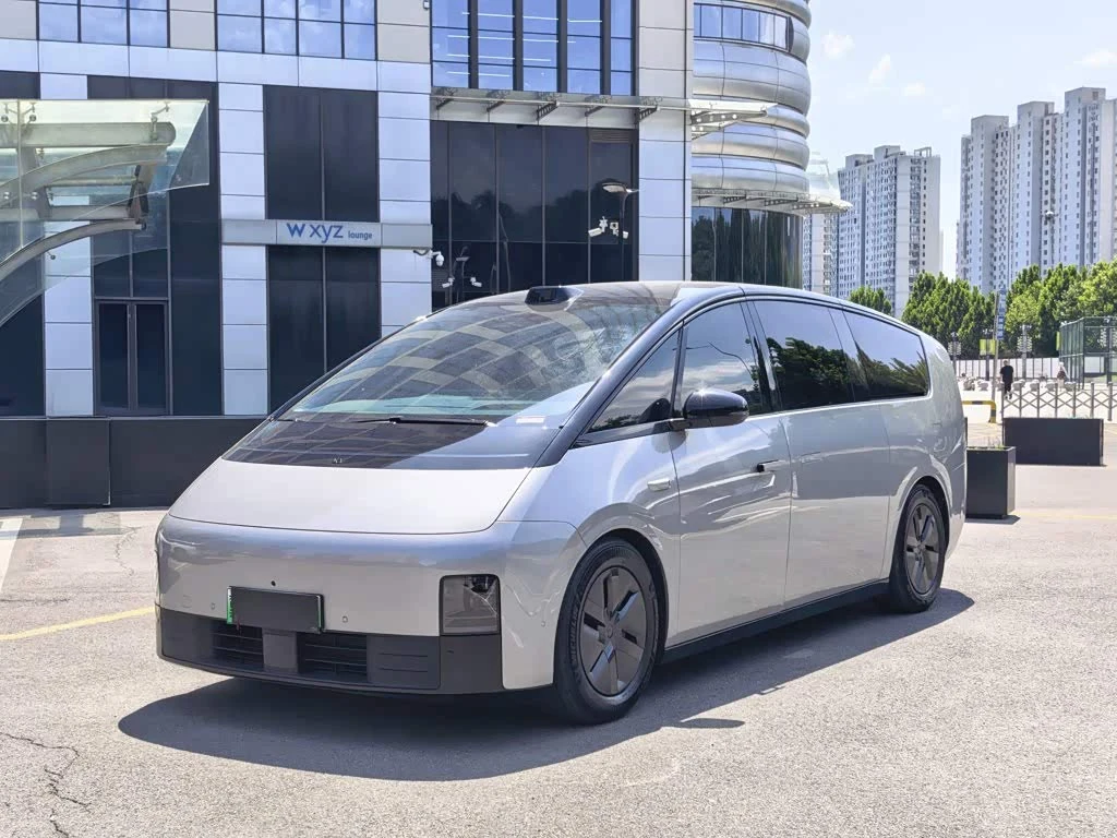 Li Auto MEGA