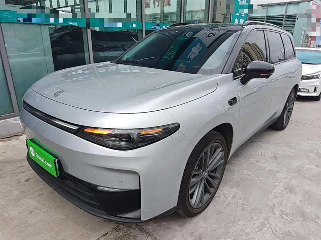 Leapmotor C16