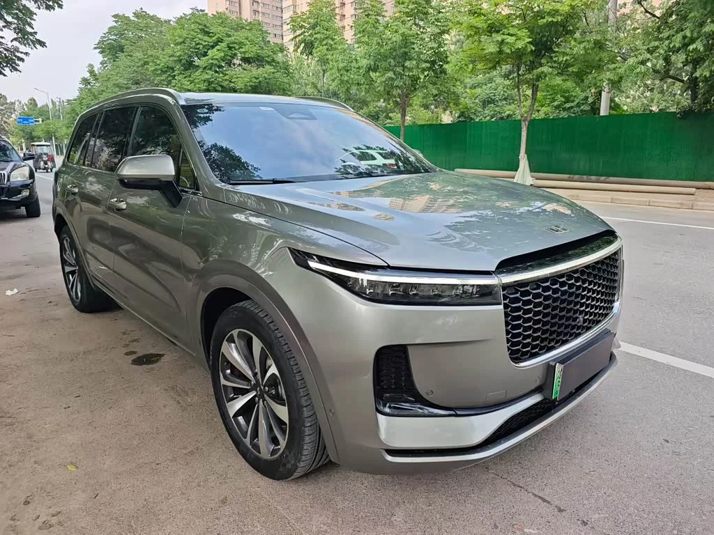 Li Auto ONE