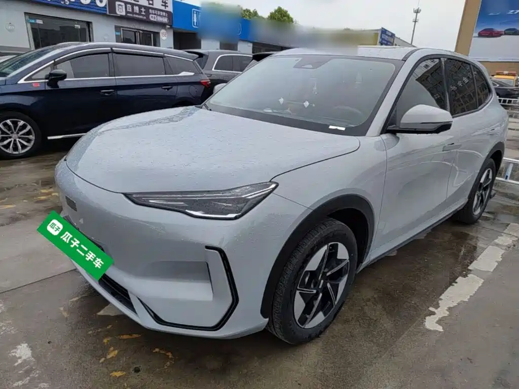Geely Galaxy Galaxy E5