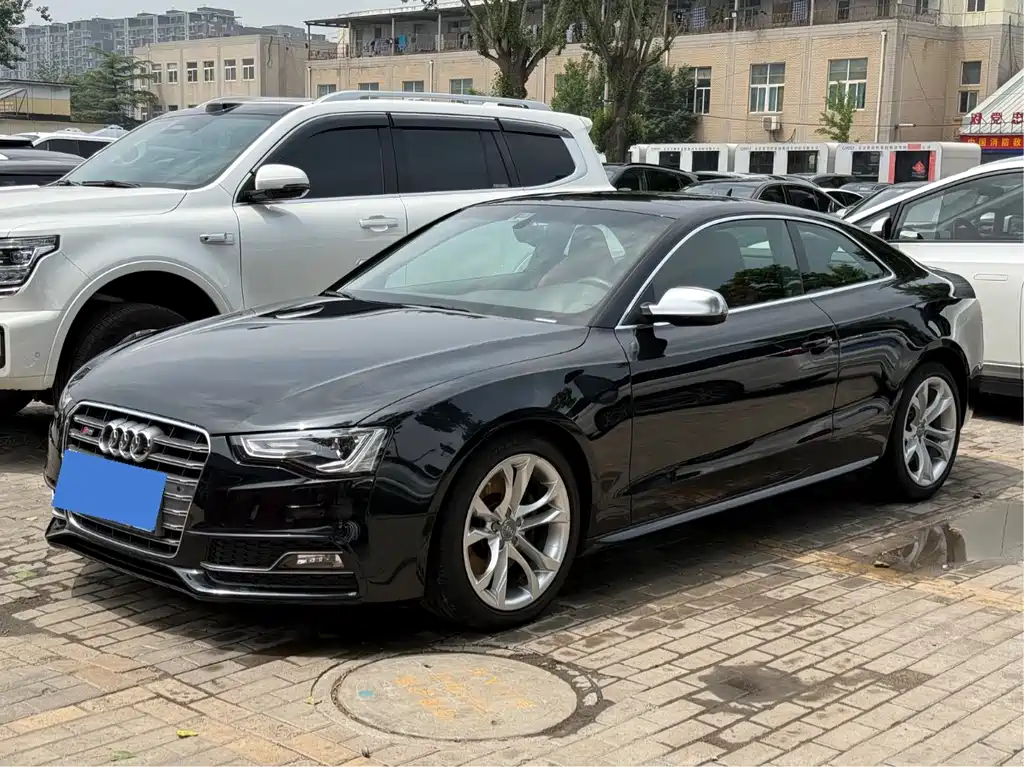 Audi S5